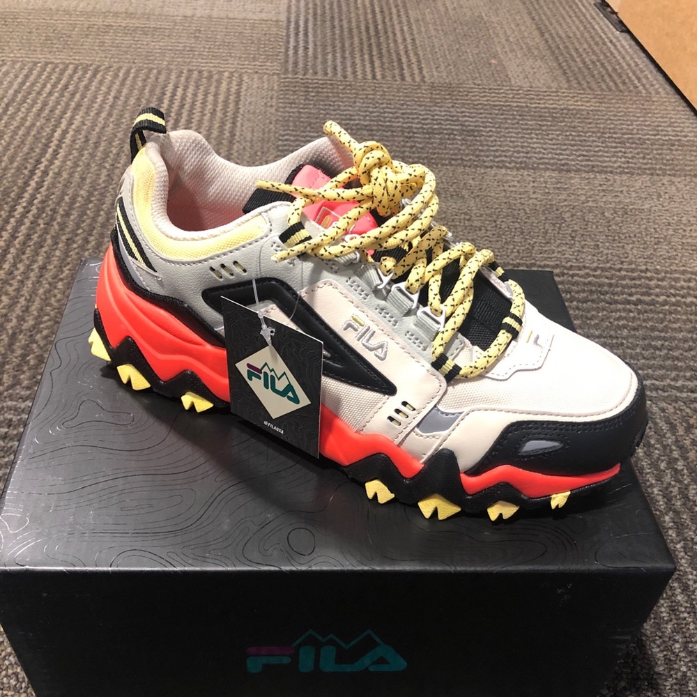 Worn once Fila